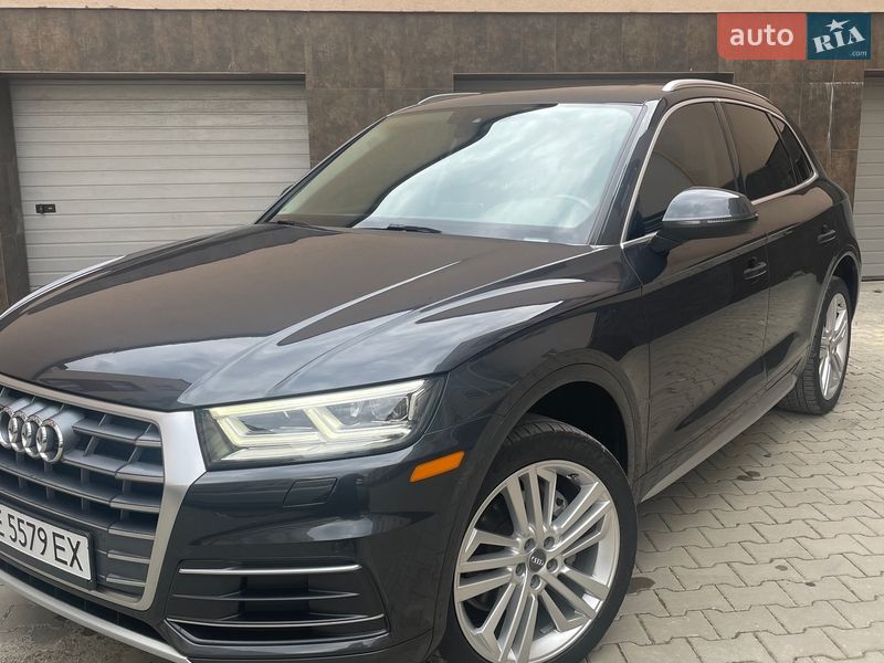 Внедорожник / Кроссовер Audi Q5 2018 в Черновцах
