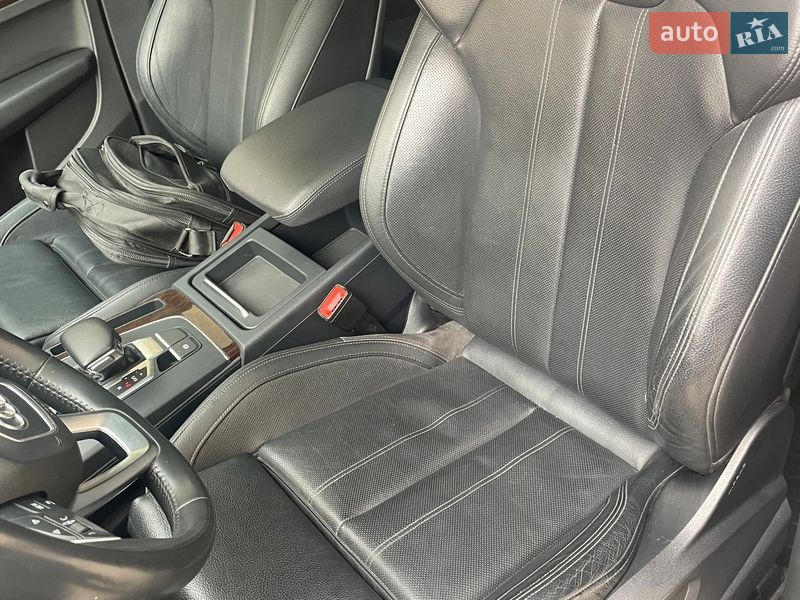 Внедорожник / Кроссовер Audi Q5 2018 в Черновцах