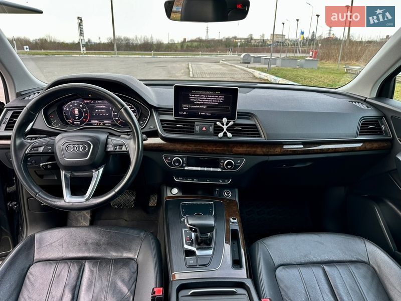 Позашляховик / Кросовер Audi Q5 2019 в Золочеві