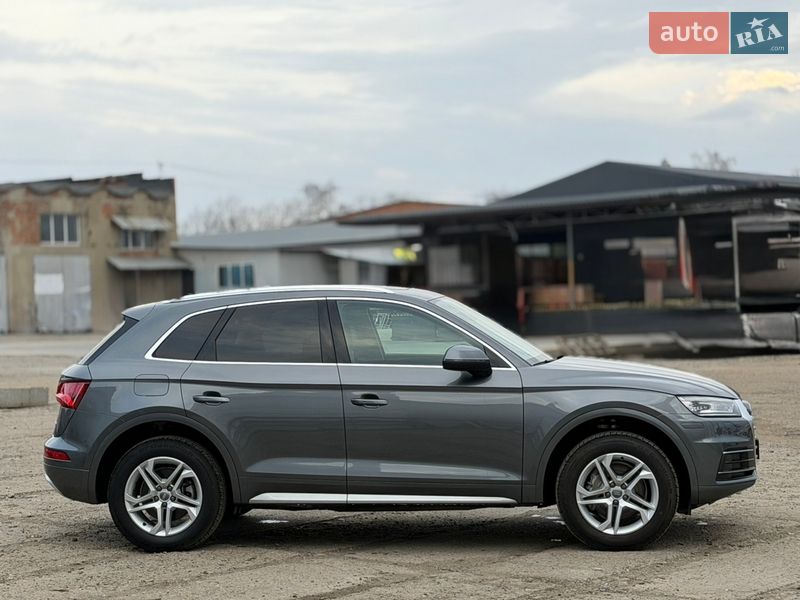Внедорожник / Кроссовер Audi Q5 2019 в Черновцах
