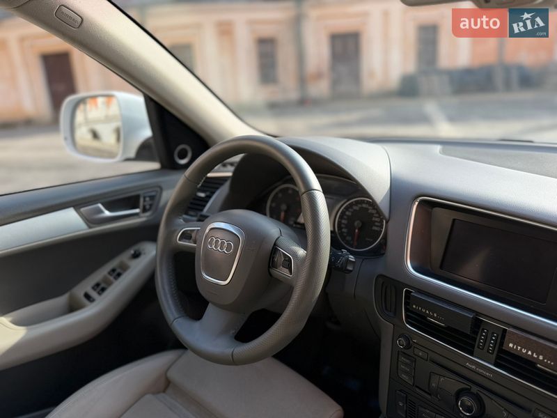 Внедорожник / Кроссовер Audi Q5 2011 в Тернополе фото 89 Внедорожник / Кроссовер Audi Q5 2011 в Тернополе