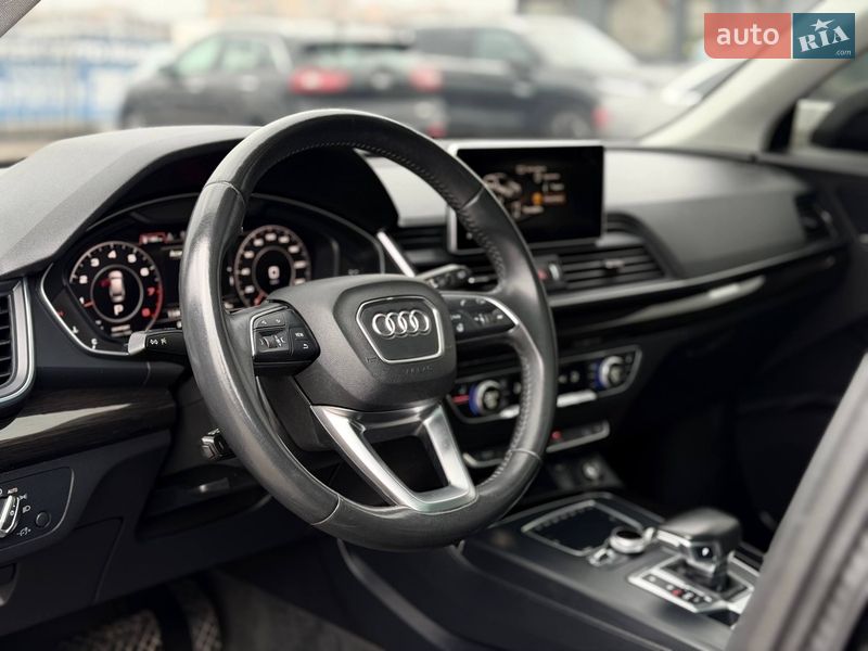 Внедорожник / Кроссовер Audi Q5 2018 в Кривом Роге