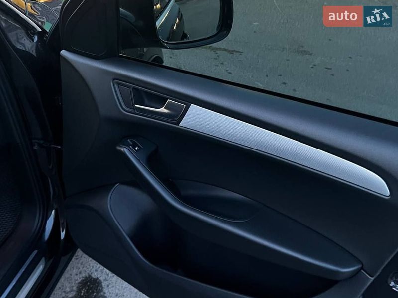 Внедорожник / Кроссовер Audi Q5 2014 в Киеве