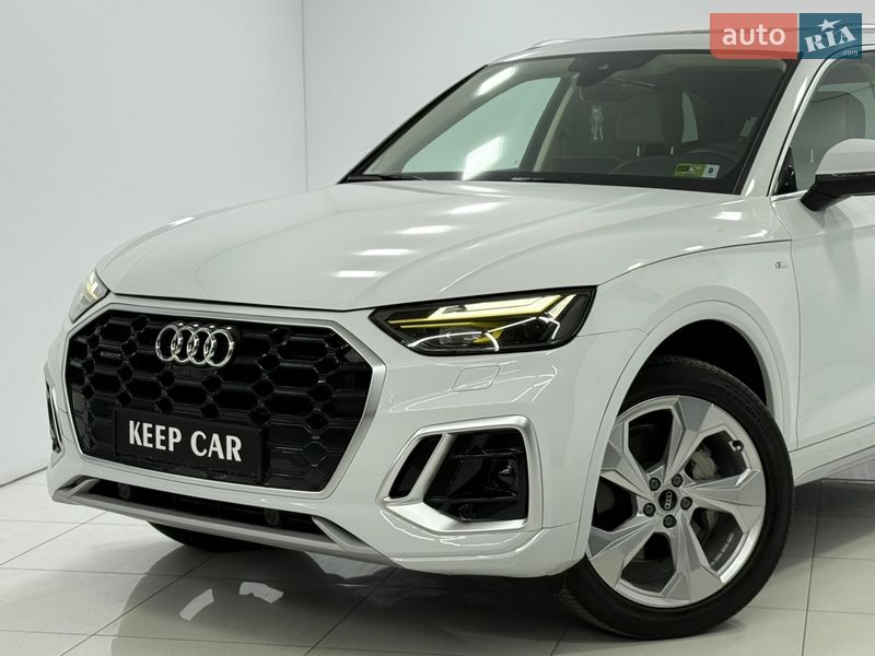 Внедорожник / Кроссовер Audi Q5 2022 в Одессе