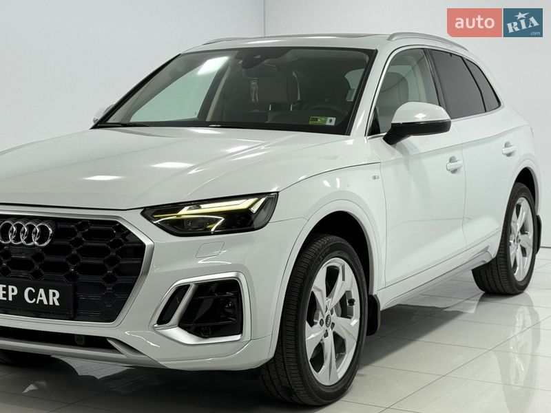 Внедорожник / Кроссовер Audi Q5 2022 в Одессе
