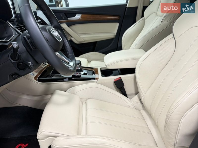 Внедорожник / Кроссовер Audi Q5 2022 в Одессе