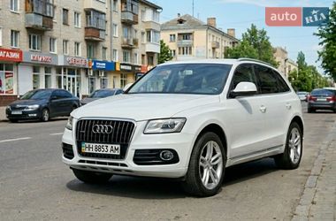 Внедорожник / Кроссовер Audi Q5 2015 в Черноморске