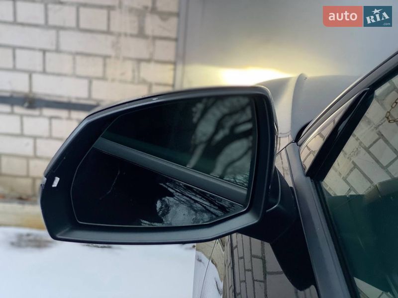 Позашляховик / Кросовер Audi Q5 2018 в Києві