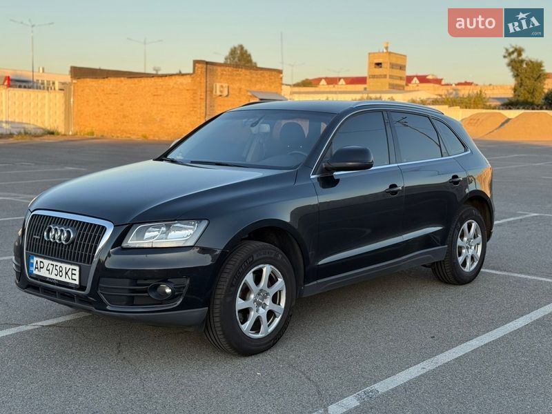 Внедорожник / Кроссовер Audi Q5 2009 в Киеве