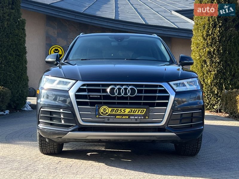 Позашляховик / Кросовер Audi Q5 2018 в Львові