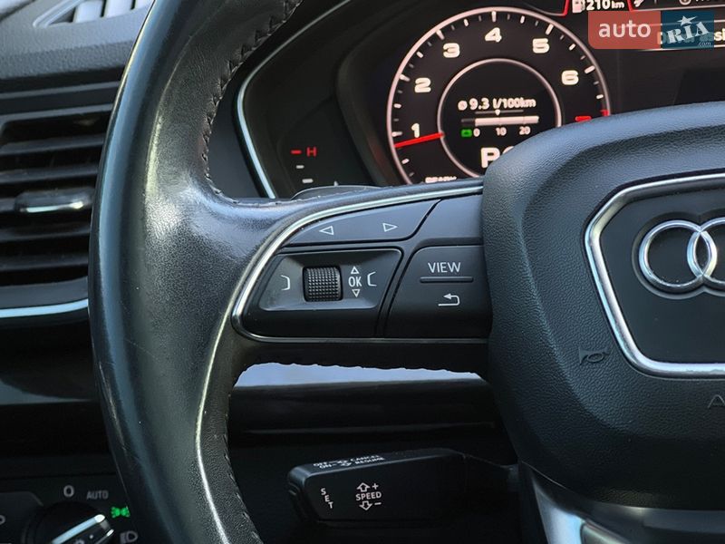 Позашляховик / Кросовер Audi Q5 2018 в Львові