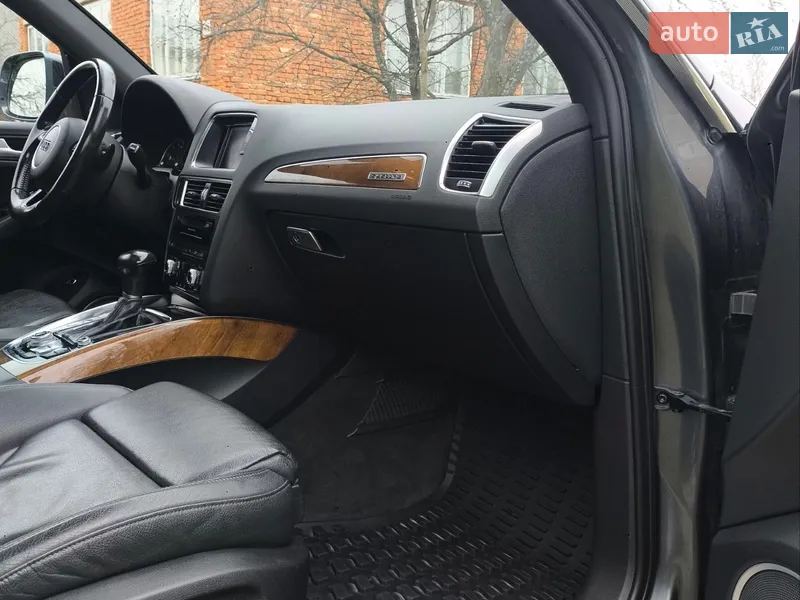 Audi Q5 2014 VIN WA1LFAFP4FA003681 фото оголошення 11 з 73