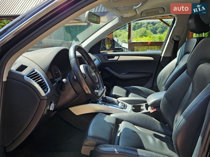 Внедорожник / Кроссовер Audi Q5 2015 в Каменец-Подольском