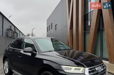 Внедорожник / Кроссовер Audi Q5 2018 в Луцке