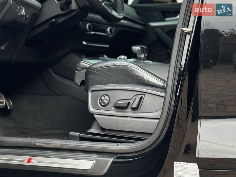 Внедорожник / Кроссовер Audi Q5 2018 в Ровно