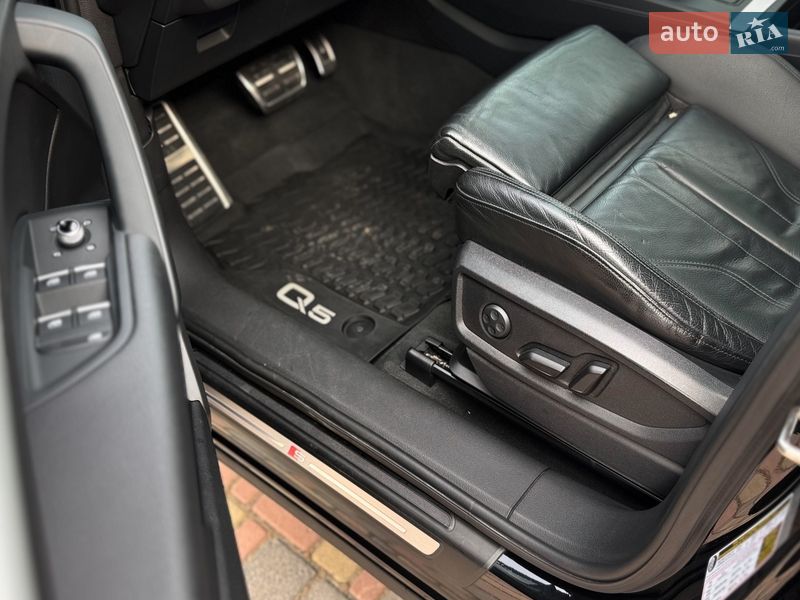 Внедорожник / Кроссовер Audi Q5 2018 в Ровно