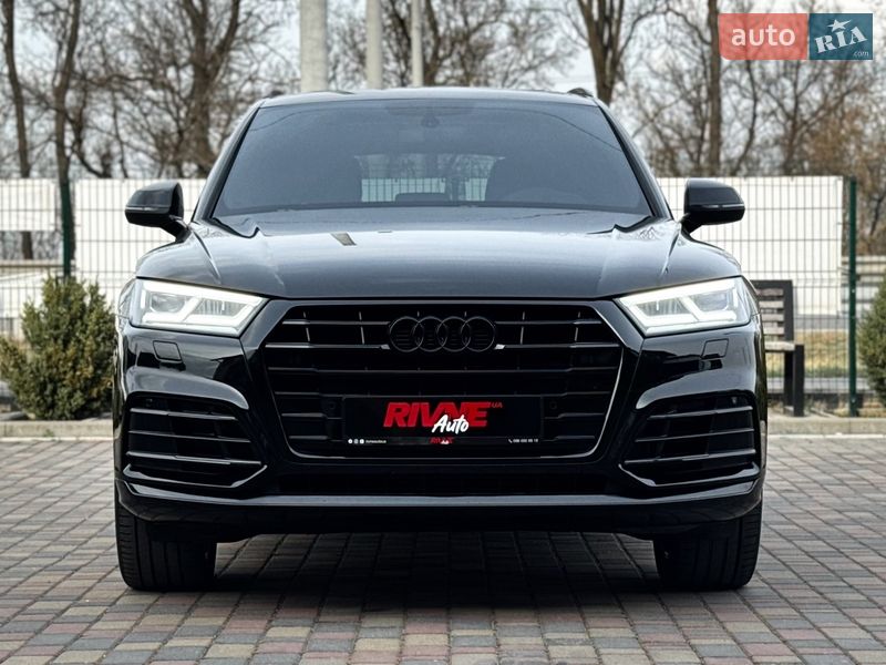 Внедорожник / Кроссовер Audi Q5 2018 в Ровно