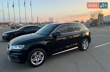 Внедорожник / Кроссовер Audi Q5 2018 в Киеве
