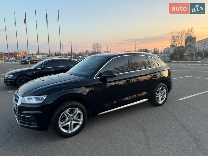 Внедорожник / Кроссовер Audi Q5 2018 в Киеве