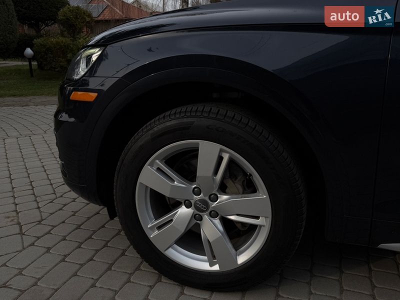 Внедорожник / Кроссовер Audi Q5 2018 в Львове фото 5 Внедорожник / Кроссовер Audi Q5 2018 в Львове
