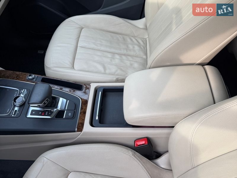 Внедорожник / Кроссовер Audi Q5 2018 в Львове фото 36 Внедорожник / Кроссовер Audi Q5 2018 в Львове