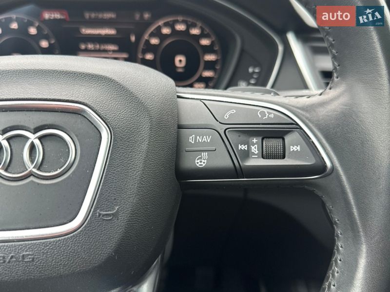 Позашляховик / Кросовер Audi Q5 2020 в Луцьку