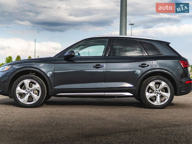 Внедорожник / Кроссовер Audi Q5 2021 в Львове