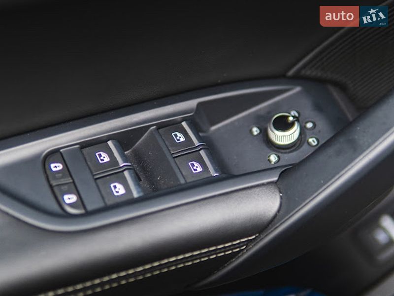 Внедорожник / Кроссовер Audi Q5 2021 в Львове