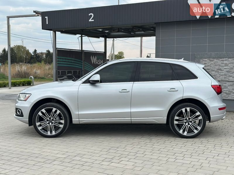 Позашляховик / Кросовер Audi Q5 2012 в Виноградові
