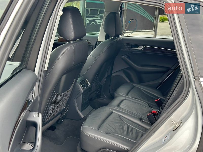 Позашляховик / Кросовер Audi Q5 2012 в Виноградові