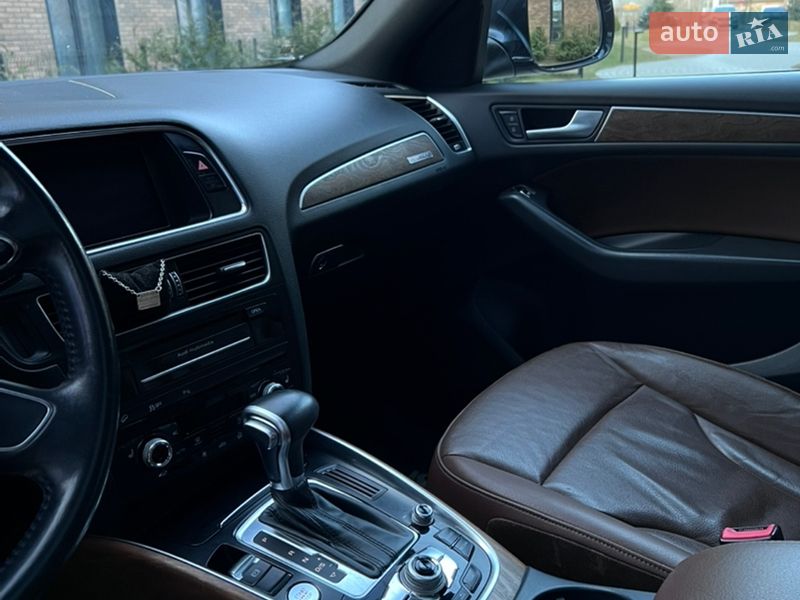 Позашляховик / Кросовер Audi Q5 2013 в Івано-Франківську