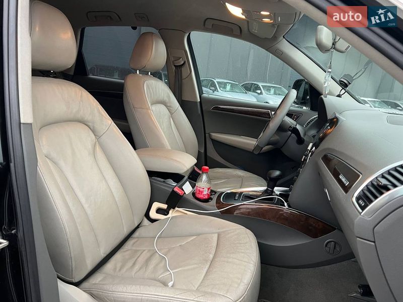 Внедорожник / Кроссовер Audi Q5 2010 в Львове