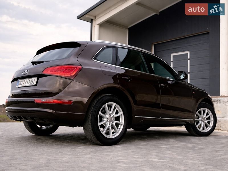 Внедорожник / Кроссовер Audi Q5 2012 в Тернополе