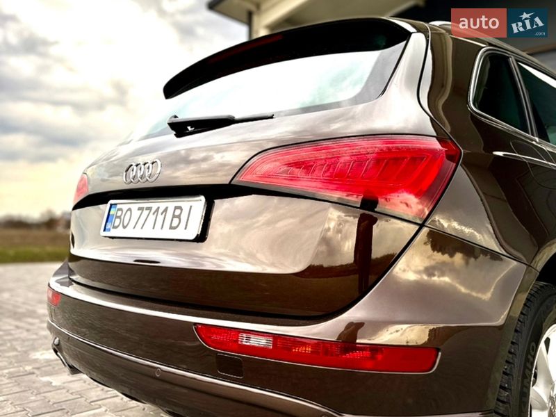 Внедорожник / Кроссовер Audi Q5 2012 в Тернополе