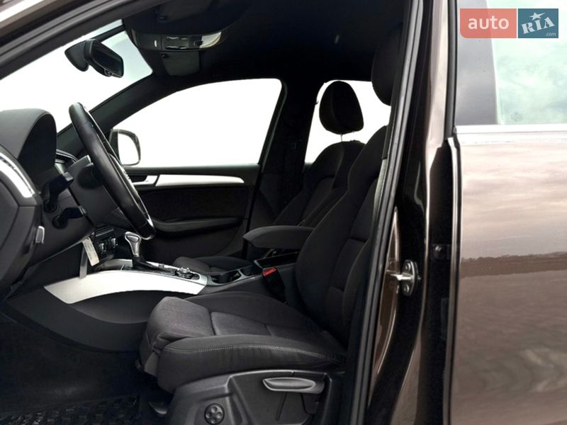 Внедорожник / Кроссовер Audi Q5 2012 в Тернополе