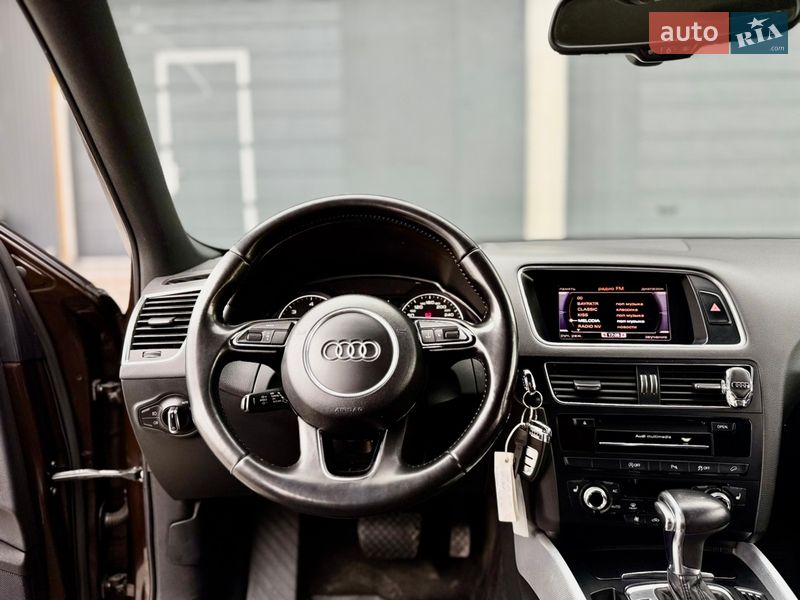 Внедорожник / Кроссовер Audi Q5 2012 в Тернополе
