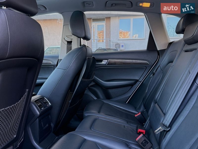 Позашляховик / Кросовер Audi Q5 2016 в Києві