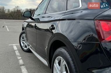 Позашляховик / Кросовер Audi Q5 2019 в Сумах