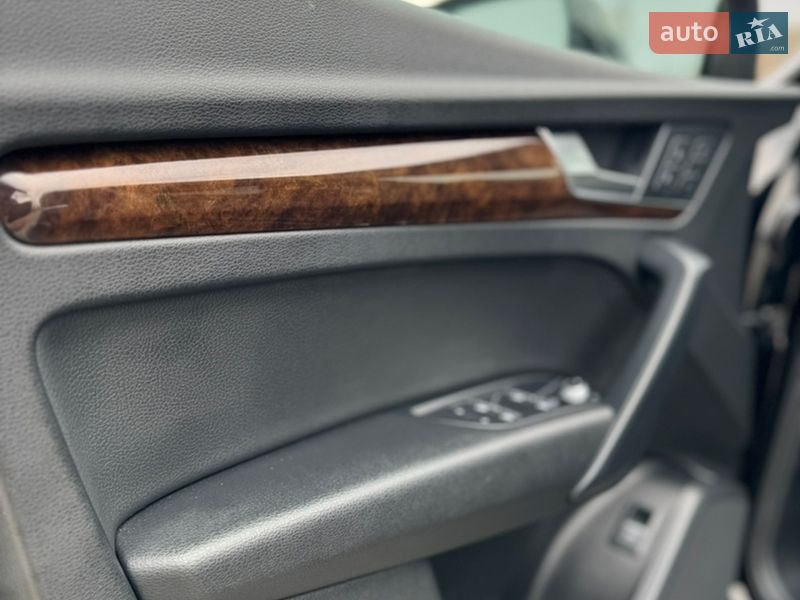 Позашляховик / Кросовер Audi Q5 2019 в Сумах