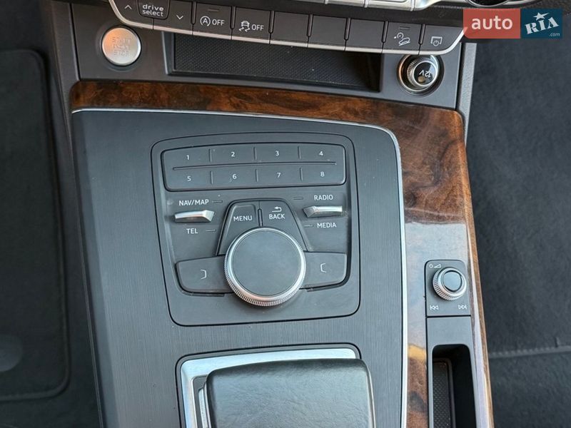 Позашляховик / Кросовер Audi Q5 2018 в Сокалі