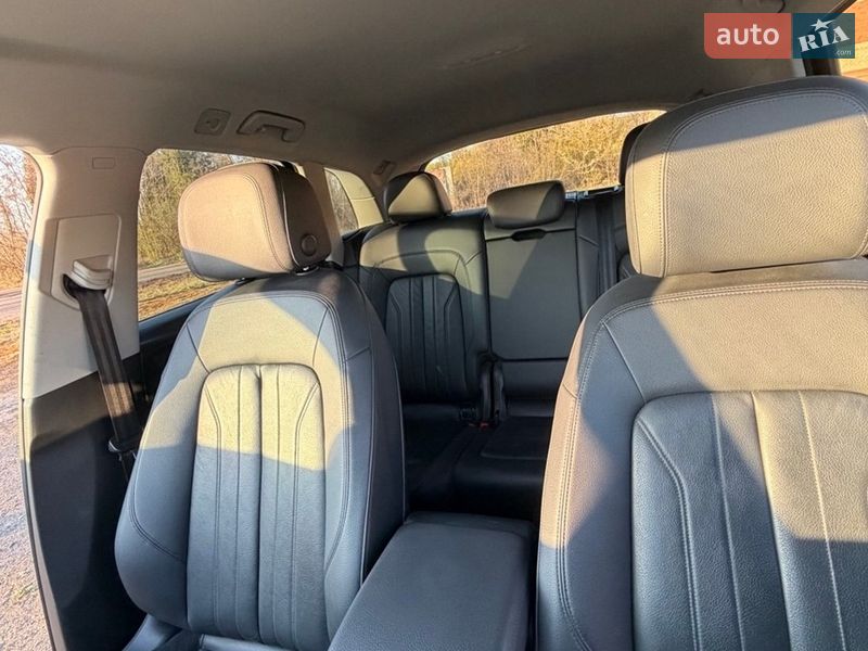 Позашляховик / Кросовер Audi Q5 2018 в Сокалі