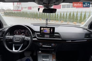 Позашляховик / Кросовер Audi Q5 2018 в Луцьку