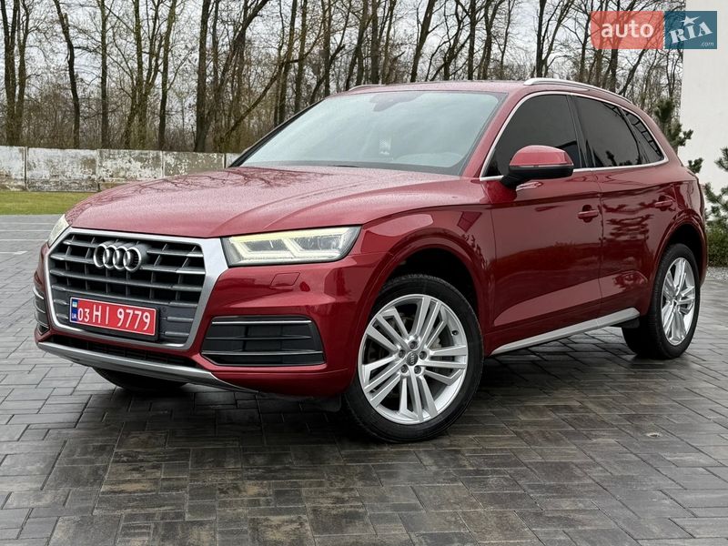 Позашляховик / Кросовер Audi Q5 2018 в Луцьку