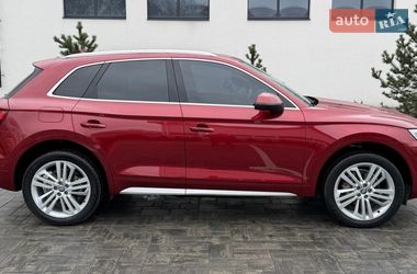 Позашляховик / Кросовер Audi Q5 2018 в Луцьку