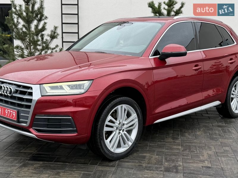 Позашляховик / Кросовер Audi Q5 2018 в Луцьку