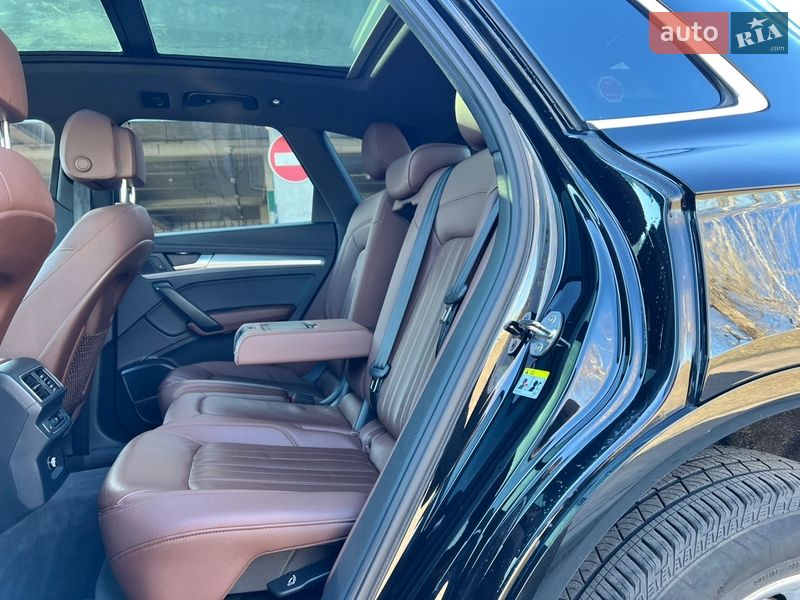 Внедорожник / Кроссовер Audi Q5 2018 в Киеве