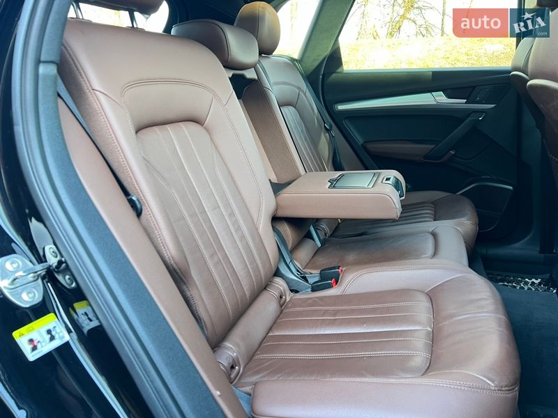 Внедорожник / Кроссовер Audi Q5 2018 в Киеве