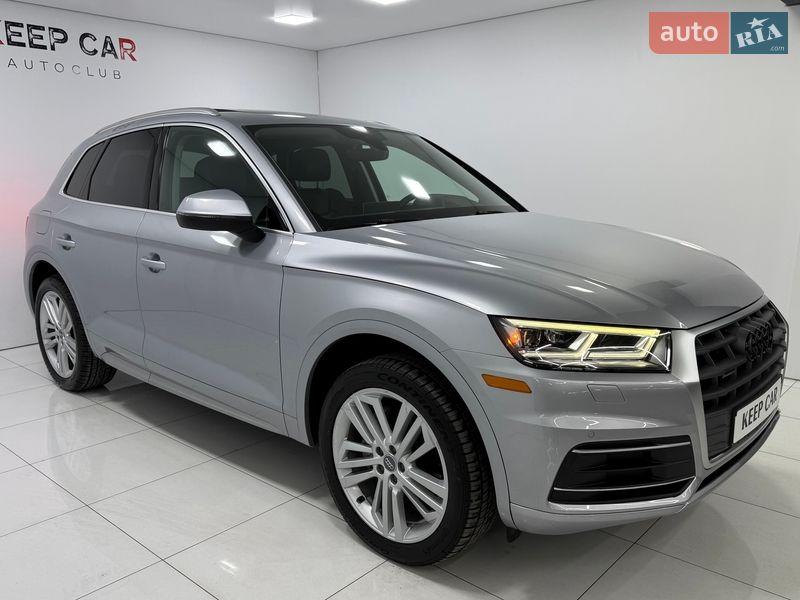 Позашляховик / Кросовер Audi Q5 2019 в Одесі