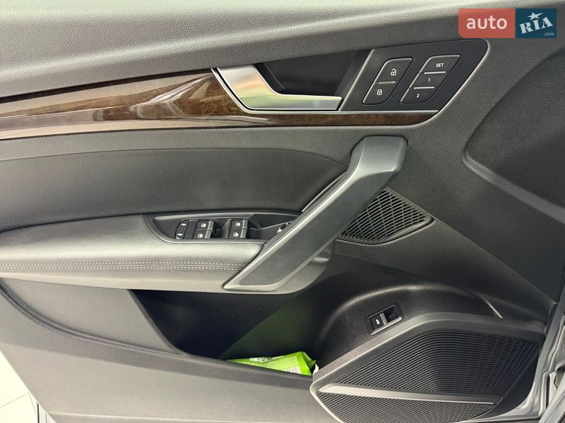 Позашляховик / Кросовер Audi Q5 2019 в Одесі