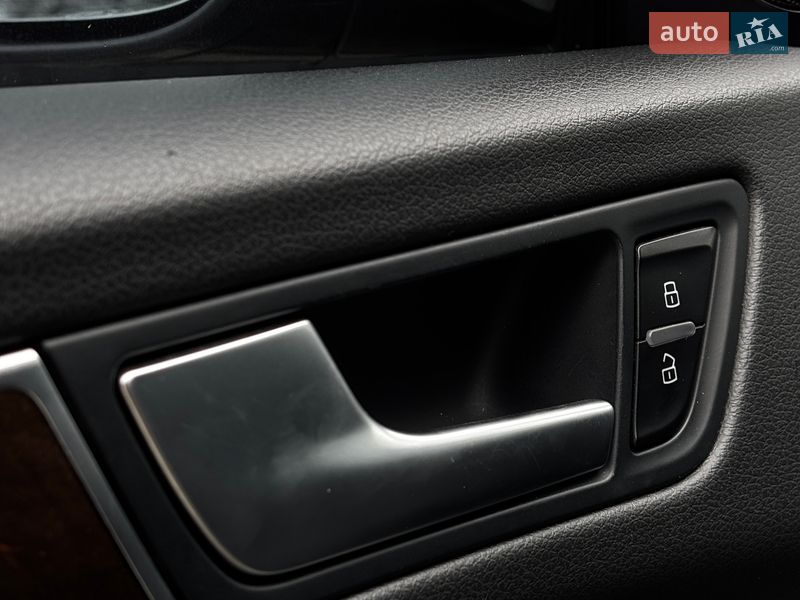 Внедорожник / Кроссовер Audi Q5 2015 в Белогородке